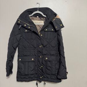 Burberry Brit Women’s black quilted down jacket with raccoon fur hood size large